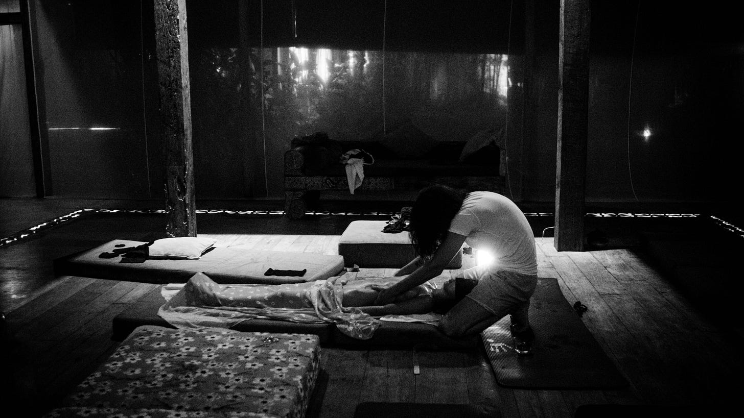 Transformational sensual awakening retreat for Chinese massage and Taoist bodywork training